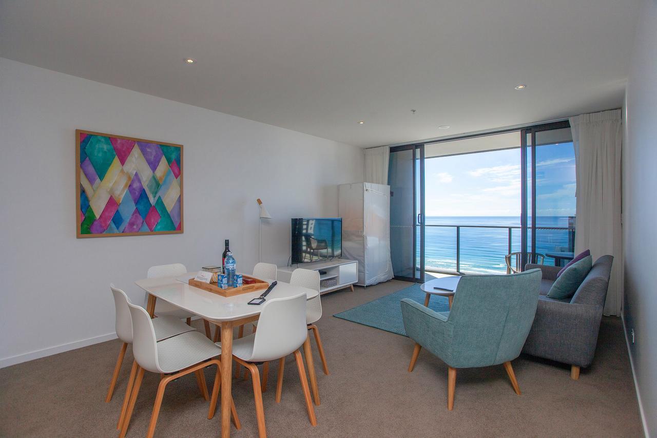 High Floor Ocean View Suites Broadbeach Gold Coast Exterior photo